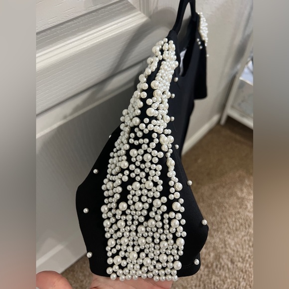 Perfect Pearl Tee - Picture 2 of 3